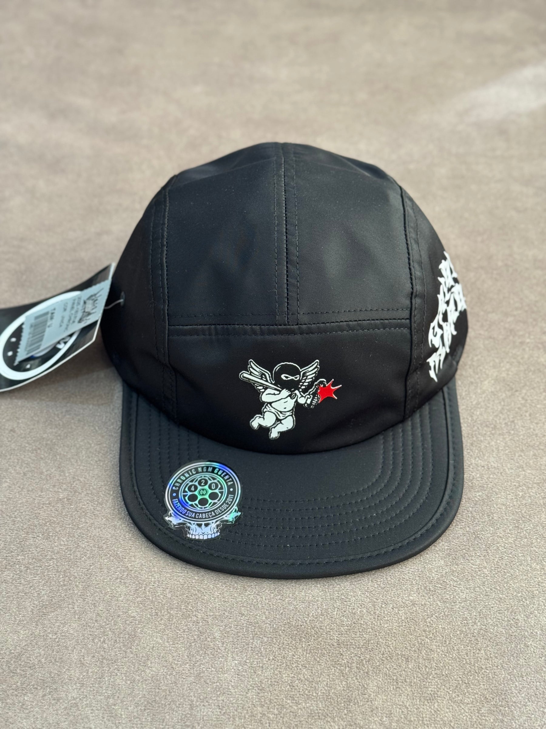Boné Five Panel Ninguém Guenta