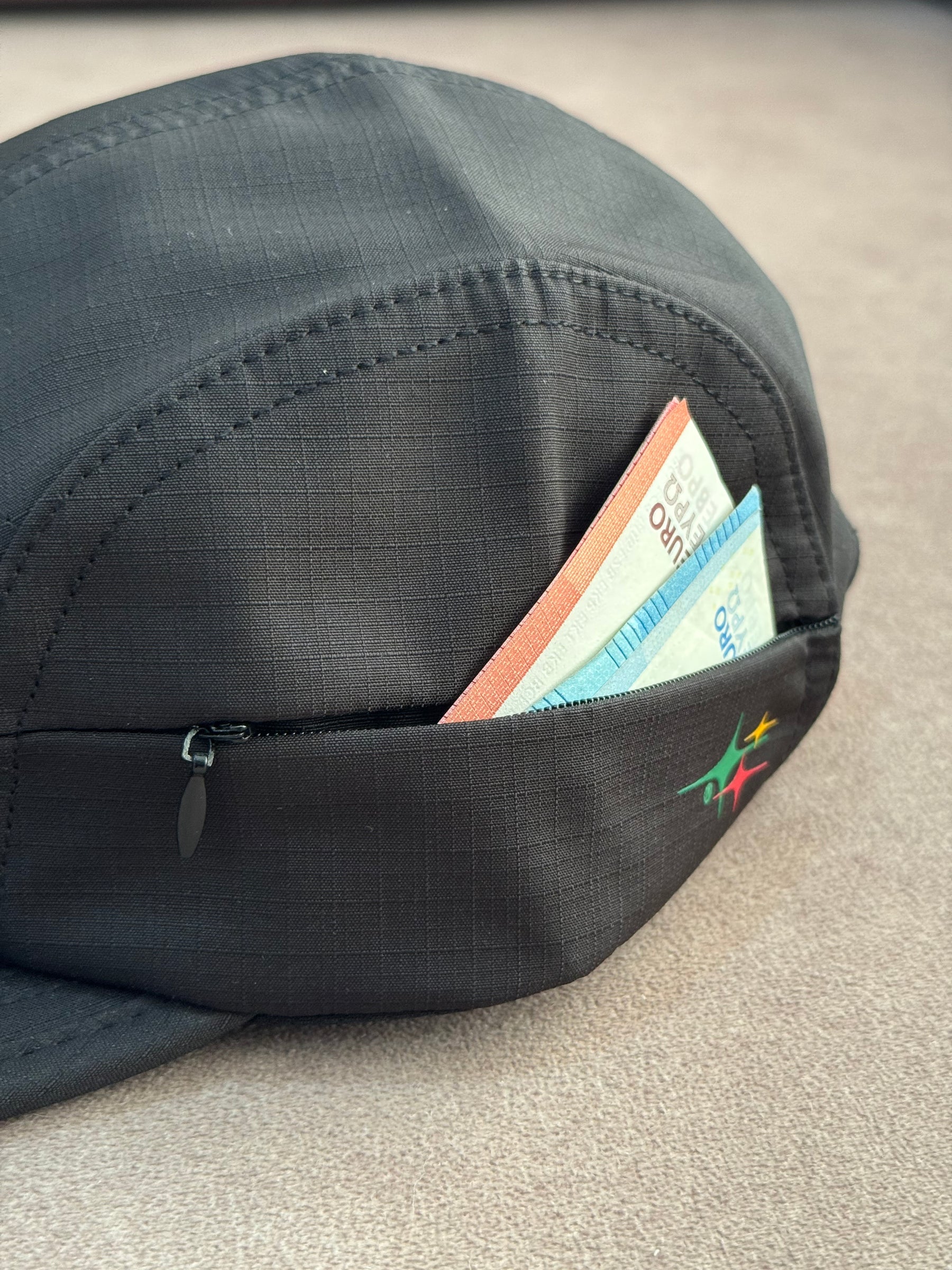Boné Five Panel Ninguém Guenta