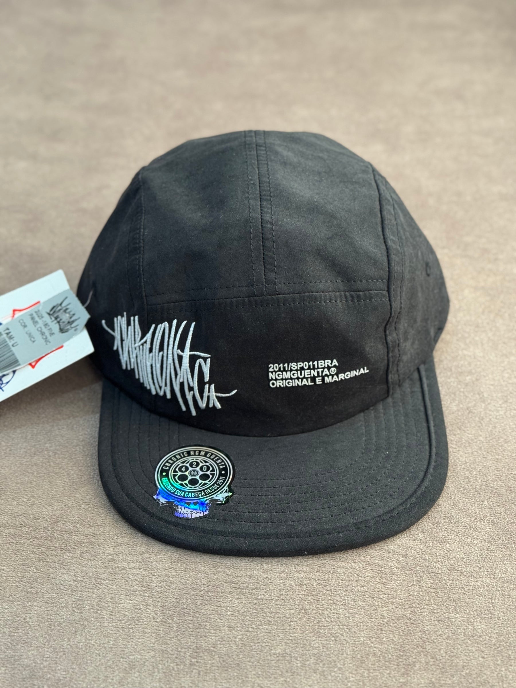 Boné Five Panel Ninguém Guenta