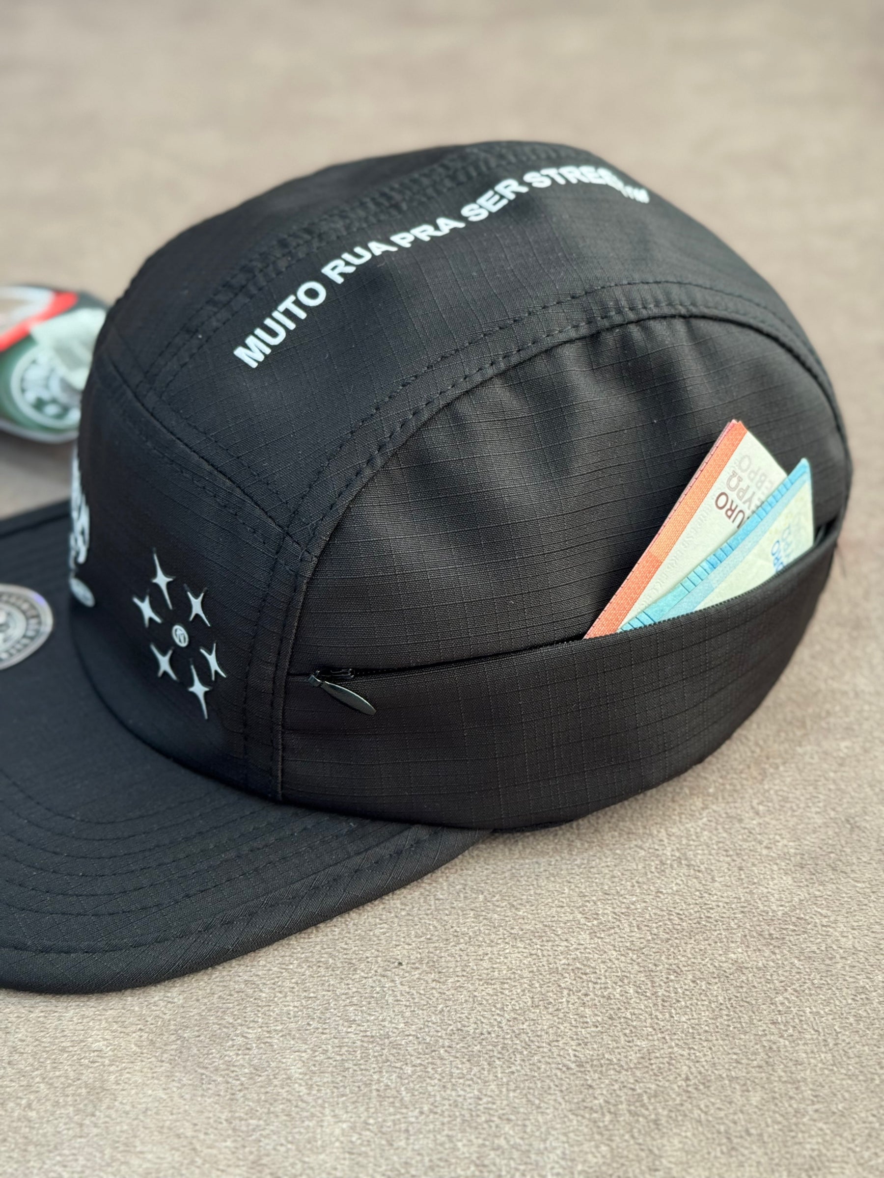 Boné Five Panel Ninguém Guenta