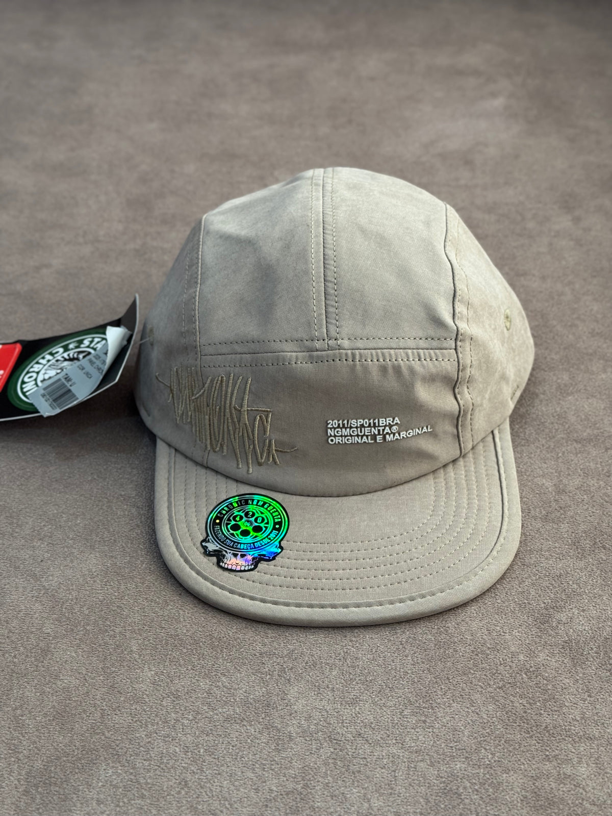 Boné Five Panel Ninguém Guenta