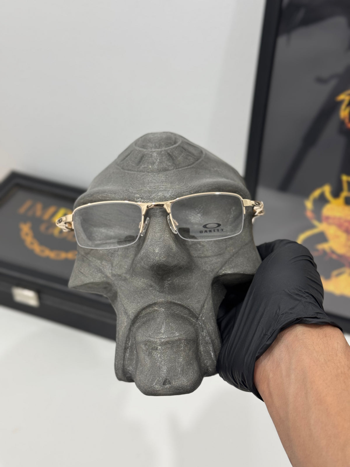 Óculos de Descanso Lupa do Vilão Mola Dourado