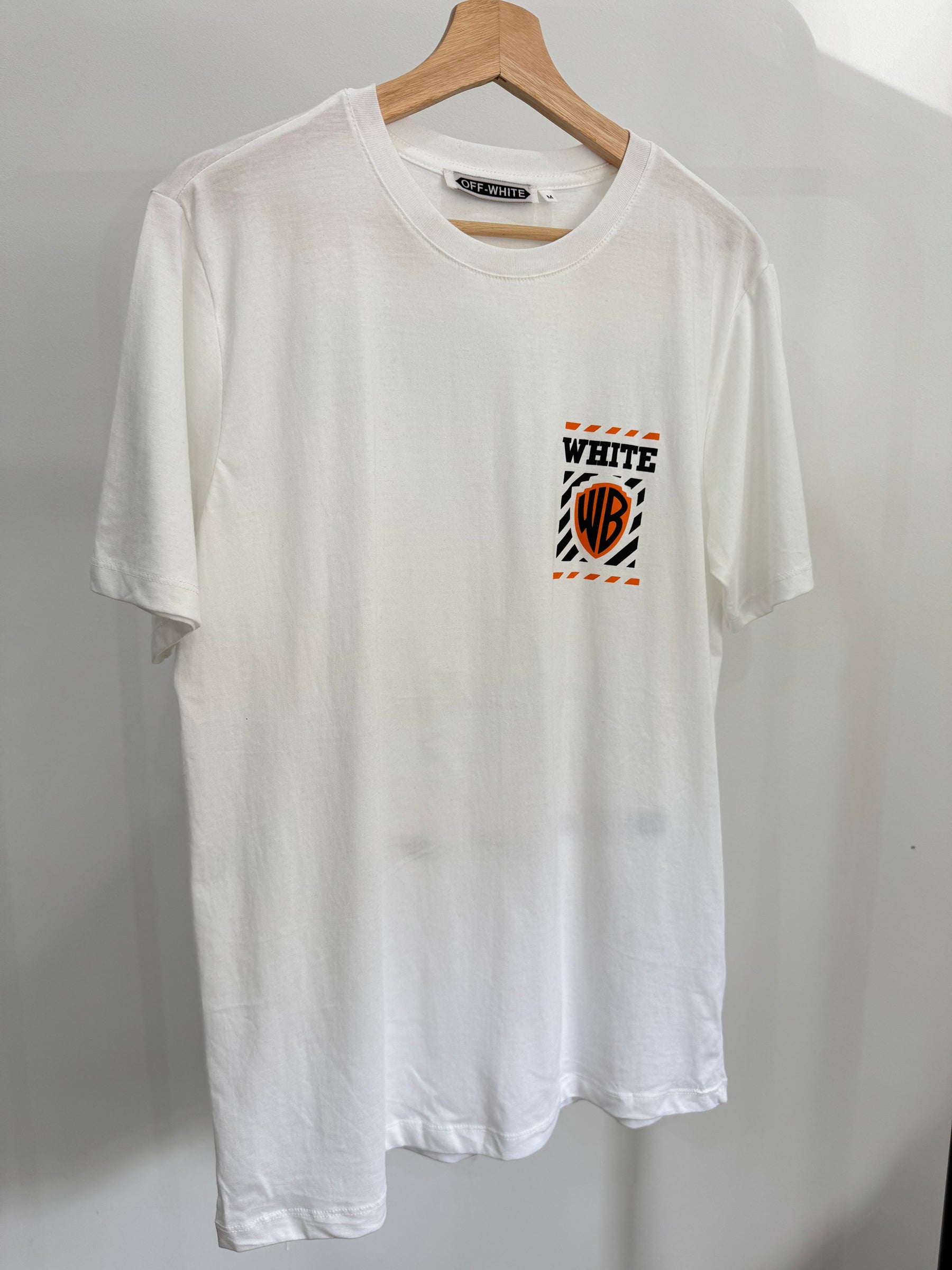 Camisa Jersey Estampa Looney Tunes