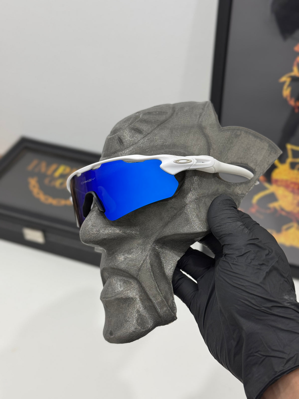 Radar Ev Branco Azul Neon