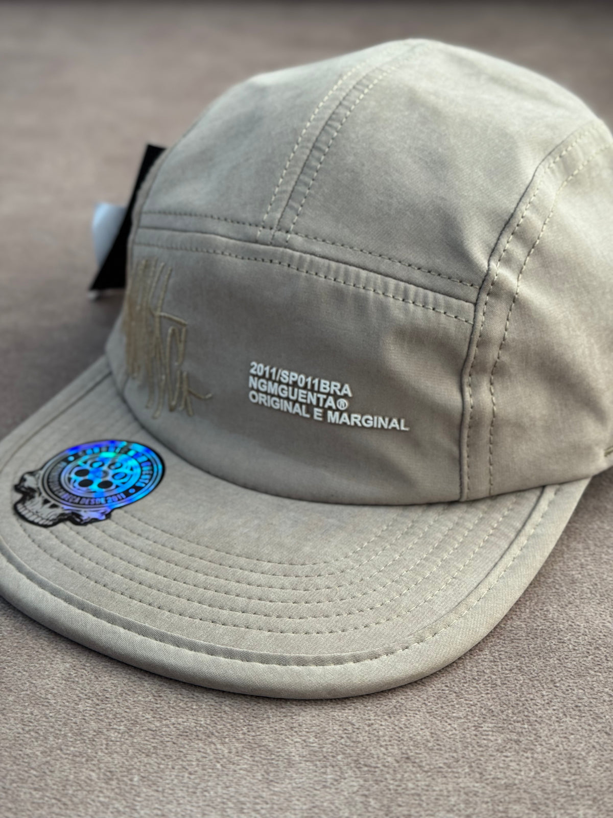 Boné Five Panel Ninguém Guenta