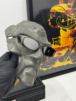 Mag Four Liquid Metal
