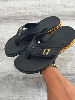 Chinelo L7