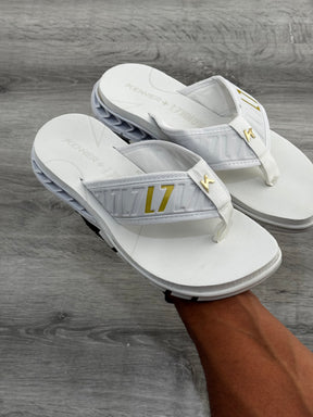 Chinelo L7