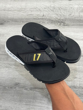 Chinelo L7