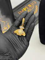 Pingente $ cravejado - Banhado a ouro 18k - para cordão 5mm até 10mm