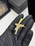 Pingente Cravejado - Banhado a ouro 18k - para cordão 3mm até 7mm