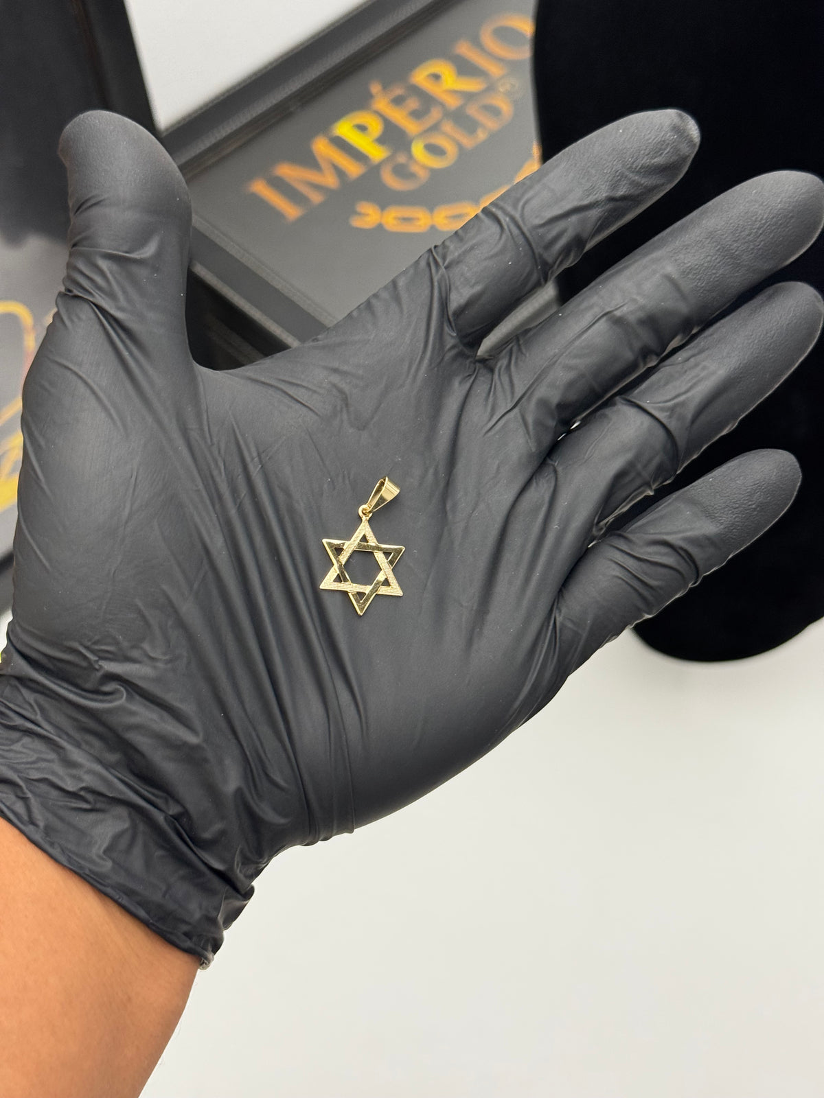 Pingente Estrela Davi - Banhado a ouro 18k - para cordão 1mm