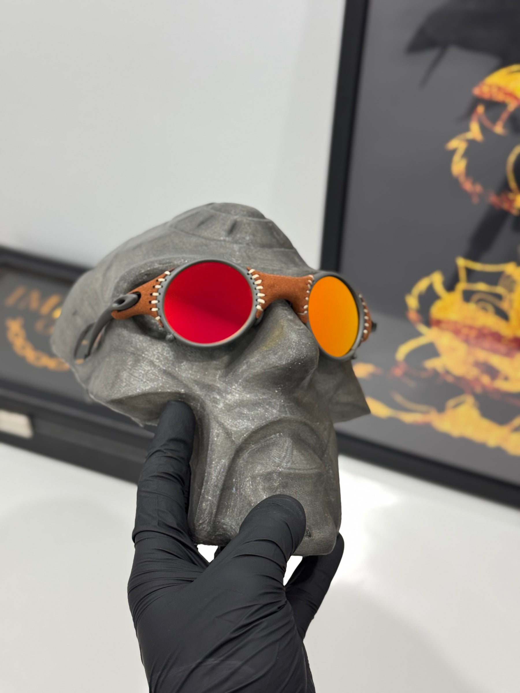 Gafas de sol Mars X de metal con lentes rubí