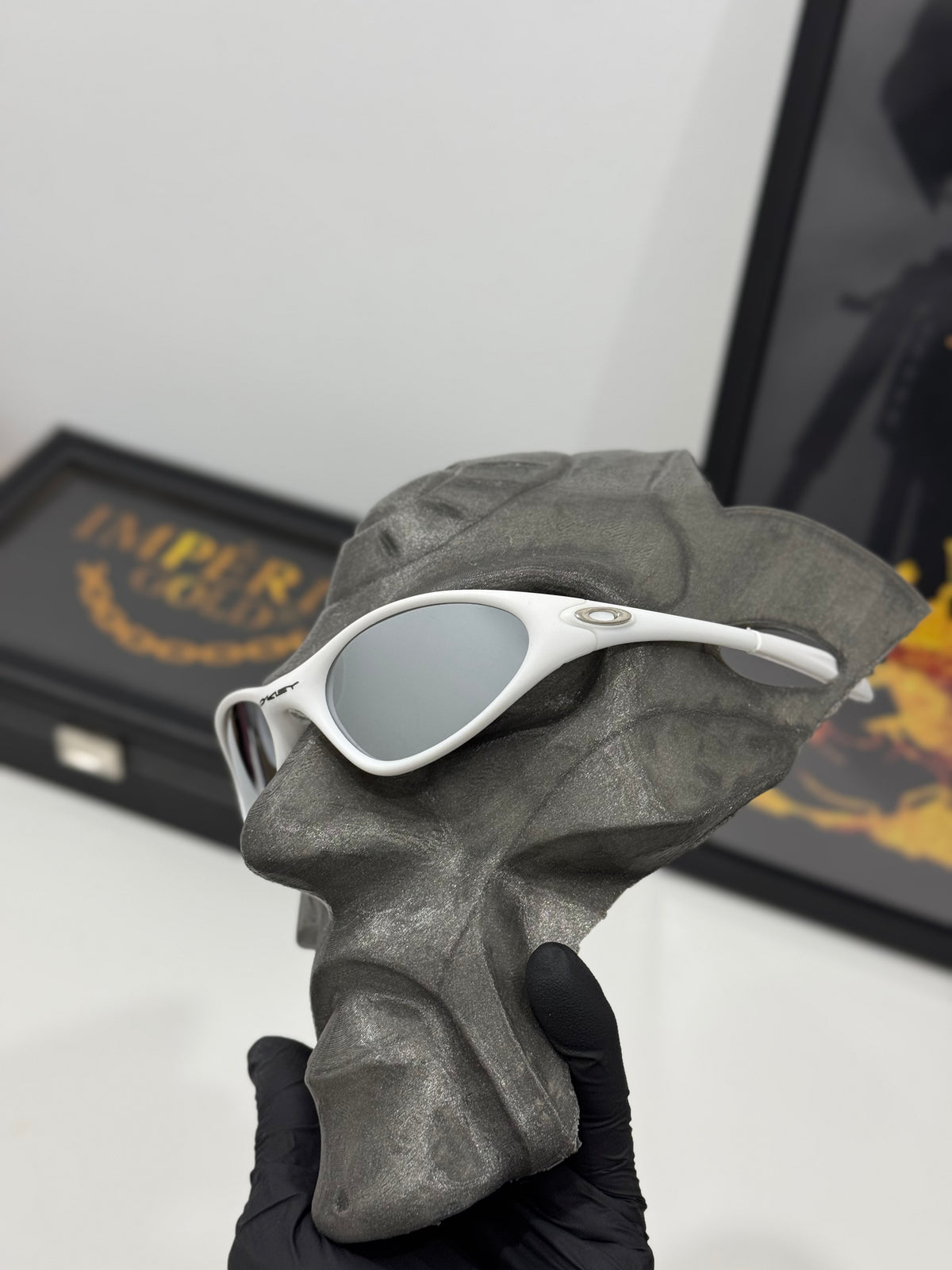 Minute 1.0 White Lentes Liquid Metal