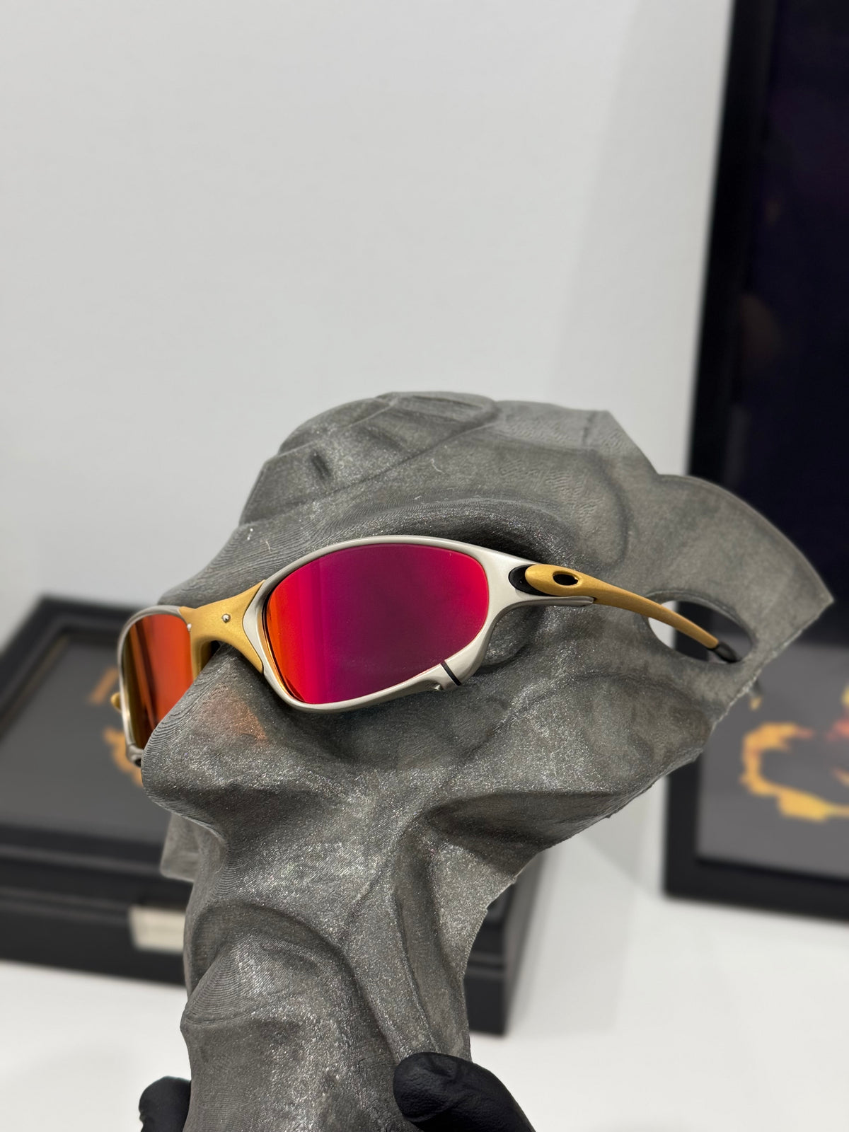 Juliet 24k Dark Rubi