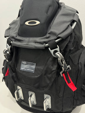 Mochila Oakley + Juliet