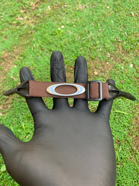Pega Ladrão Oakley Marrom