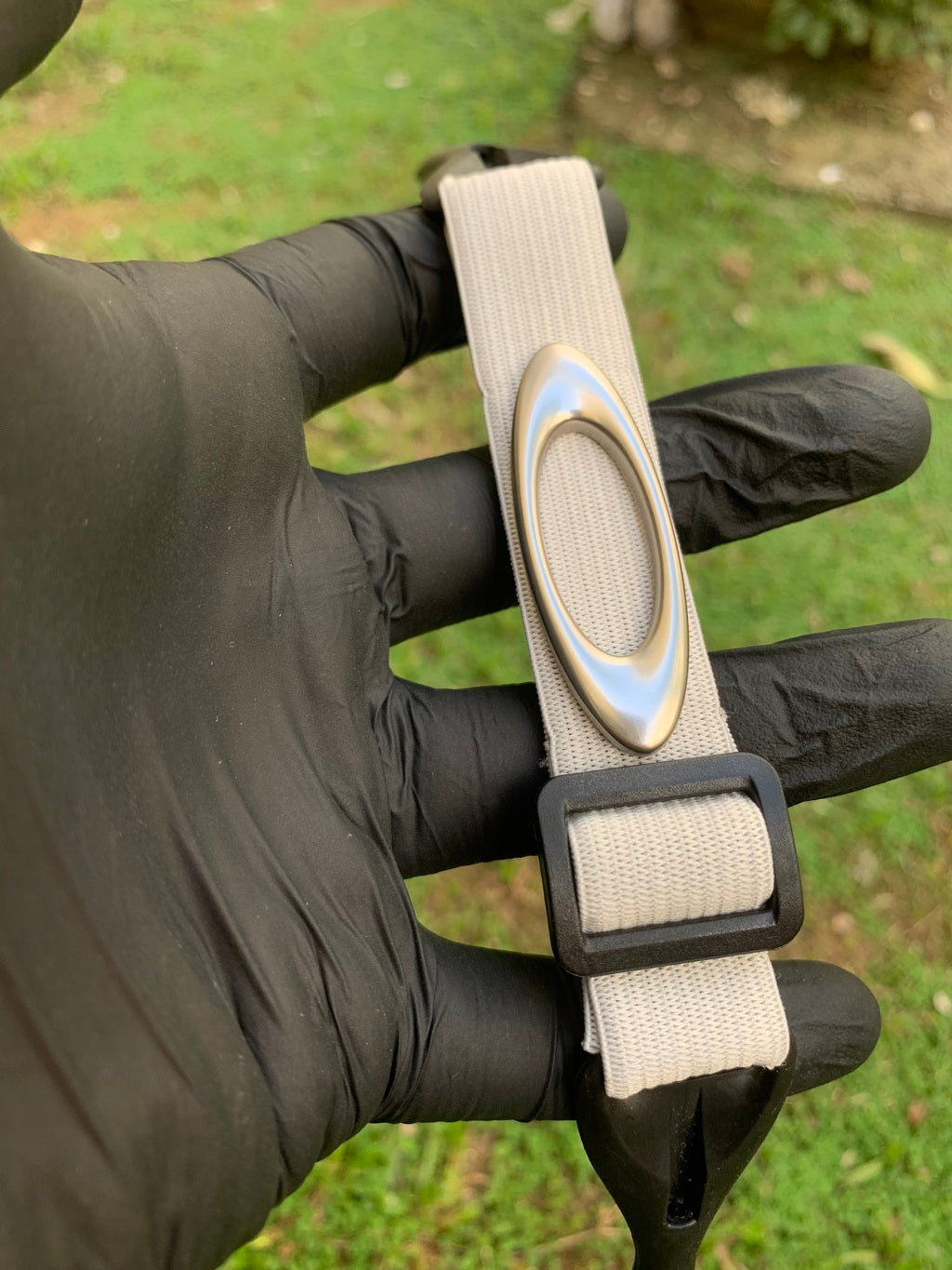 Pega Ladrão Oakley Branco
